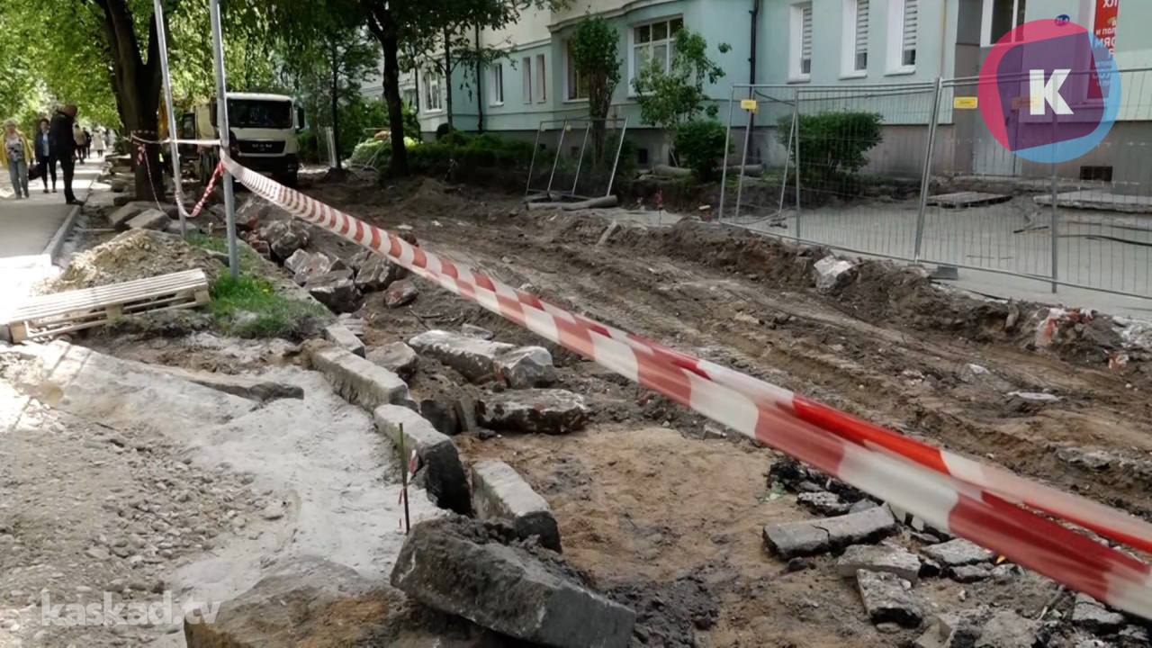 С 9 июня на улице Яналова ввели одностороннее движение Ограничения будут действовать от улицы Красной до Комсомольской. Ремонт продлится до 15 июля. С подрядчиком заключили контракт почти на 16 миллионов рублей. Организация также должна будет отремонтировать тротуар, установить бордюры и озеленить участок. Все работы должны закончить в декабре 2025-го. КАСКАД Прислать новоcть