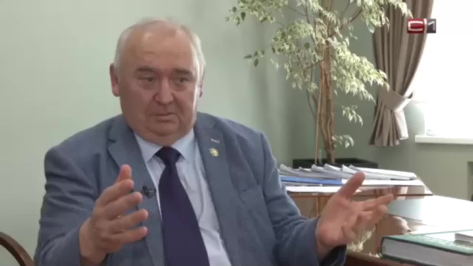 В Сургуте предложили установить памятник чиновникам для признания их вклада
