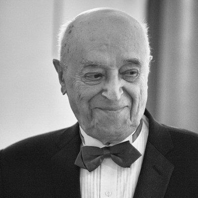 Улица Владимира Этуша появилась в Москве Безымянному объекту улично дорожной сети расположенному в районе Раменки присвоено наименование улица Владимира Этуша Новая улица проходит между улицами Лобачевского и Василия Ланового вблизи дома 116 на улице Лобачевского Соответствующее постановление было подписано на заседании Президиума Правительства Москвы Подробнее