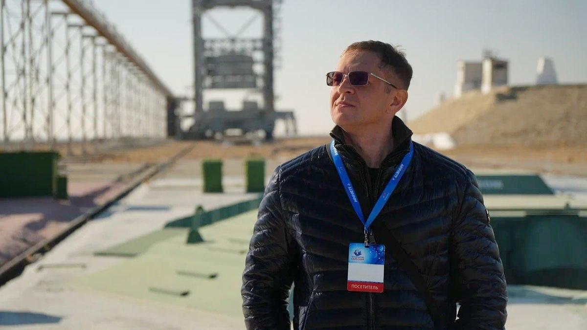 Премиальные клиенты СберПервого наблюдали за запуском Союза 2 1а на Байконуре Десять премиальных клиентов СберПервого в рамках совместной акции со страховой компанией Сбербанк страхование жизни провели шесть дней на Байконуре Там они наблюдали за подготовкой и запуском пилотируемого корабля Союз МС 2 1а Возможность поехать на космодром получили победители акции оформившие программу накопительного страхования жизни Группа побывала на стартовой площадке по запуску космического корабля Посетила музейные объекты на Байконуре а также командный пункт универсальный старт монтажно испытательные корпуса Особенно впечатлил экскурсантов ангар где находился Буран Я буквально почувствовал себя на месте Гагарина и посмотрел его глазами на эту местность на этот стартовый комплекс рассказал один из участников поездки Рашит Шарафутдинович Подробнее читайте в материале Ведомости Туризм Пресс служба ПАО Сбербанк Реклама ПАО Сбербанк ООО СК Сбербанк страхование жизни 16 Erid 2VfnxwoWcS5