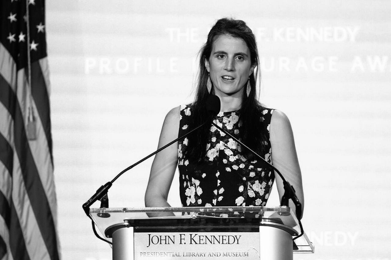 Внучка Джона Кеннеди журналистка Татьяна Шлоссберг умерла от рака на 36 м году жизни сообщила ее семья в соцсетях