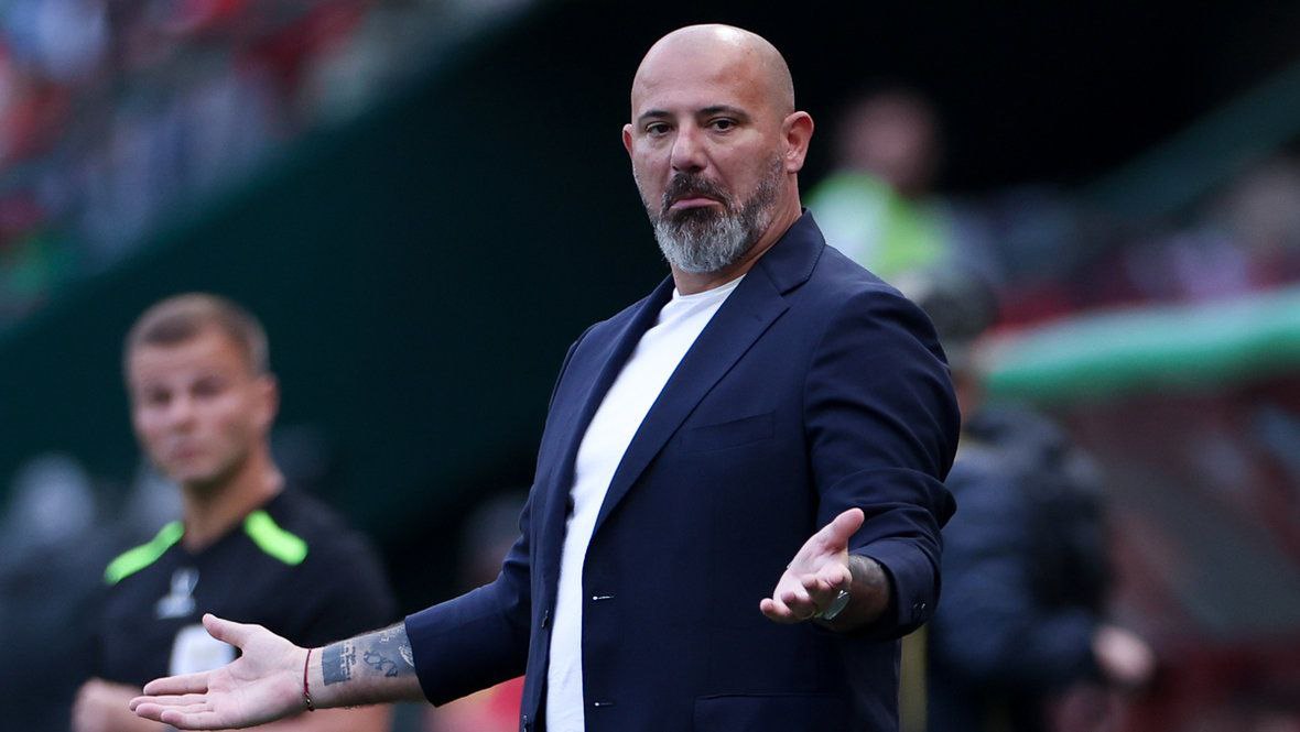 Бывший главный тренер московского Спартака Деян Станкович в ближайшее время возглавит сербскую Црвену Звезду 47 летний специалист согласовал все условия личного контракта с Црвеной Звездой На этом посту он сменит Владана Милоевича Станкович должен приступить к работе уже в начале января так как на 3 е число запланировано начало предсезонной подготовки белградского клуба Источник Telegraf