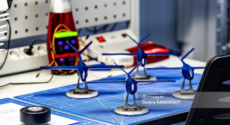 НПЦ БАС признали виновным в нарушениях при закупках оборудования Томское управление ФАС признало виновным Научно производственный центр Беспилотные авиационные системы Томской области НПЦ БАС ТО в нарушениях в положении о закупках Организация не разместила документы о своих закупках в государственной системе Также документы не содержат положений о конкурентных закупках Подробнее   vtomske ru news 212331 томск новоститомска Прислать новость   Подписывайся на vtomske ru