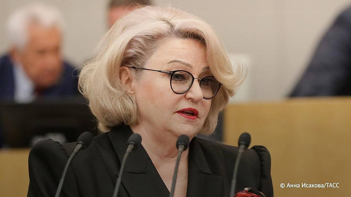 "Человейники" нужно заменить малоэтажными домами с развитой инфраструктурой.  Это поможет повысить рождаемость, - глава комитета ГД по защите семьи, вопросам отцовства, материнства и детства Останина   Редкий случай - что-то реально осмысленное и дельное из Госдумы  Только её сейчас за эту инициативу сожрут   Живьем   Будь в центре событий!