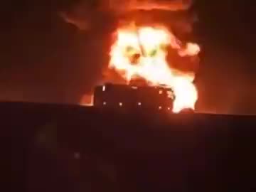 Автобус с паломниками попал в аварию в Саудовской Аравии: 42 погибших