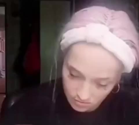 В Новосибирске начата проверка после скандального стрима дочери блогерши о бойцах СВО