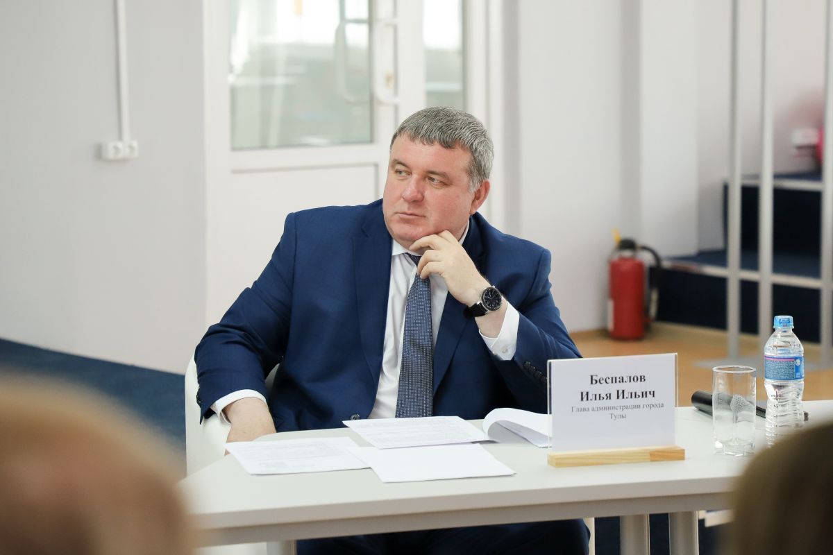 Глава администрации Илья Беспалов вошел в тройку лидеров среди первых лиц столиц регионов ЦФО   newstula ru fn 1799923 html Глава администрации города Тулы Илья Беспалов занял третье место в медиарейтинге первых лиц столиц субъектов Центрального федерального округа за январь 2026 года Список был опубликован компанией Медиалогия   Прислать новость Подписаться   Мы в MAX