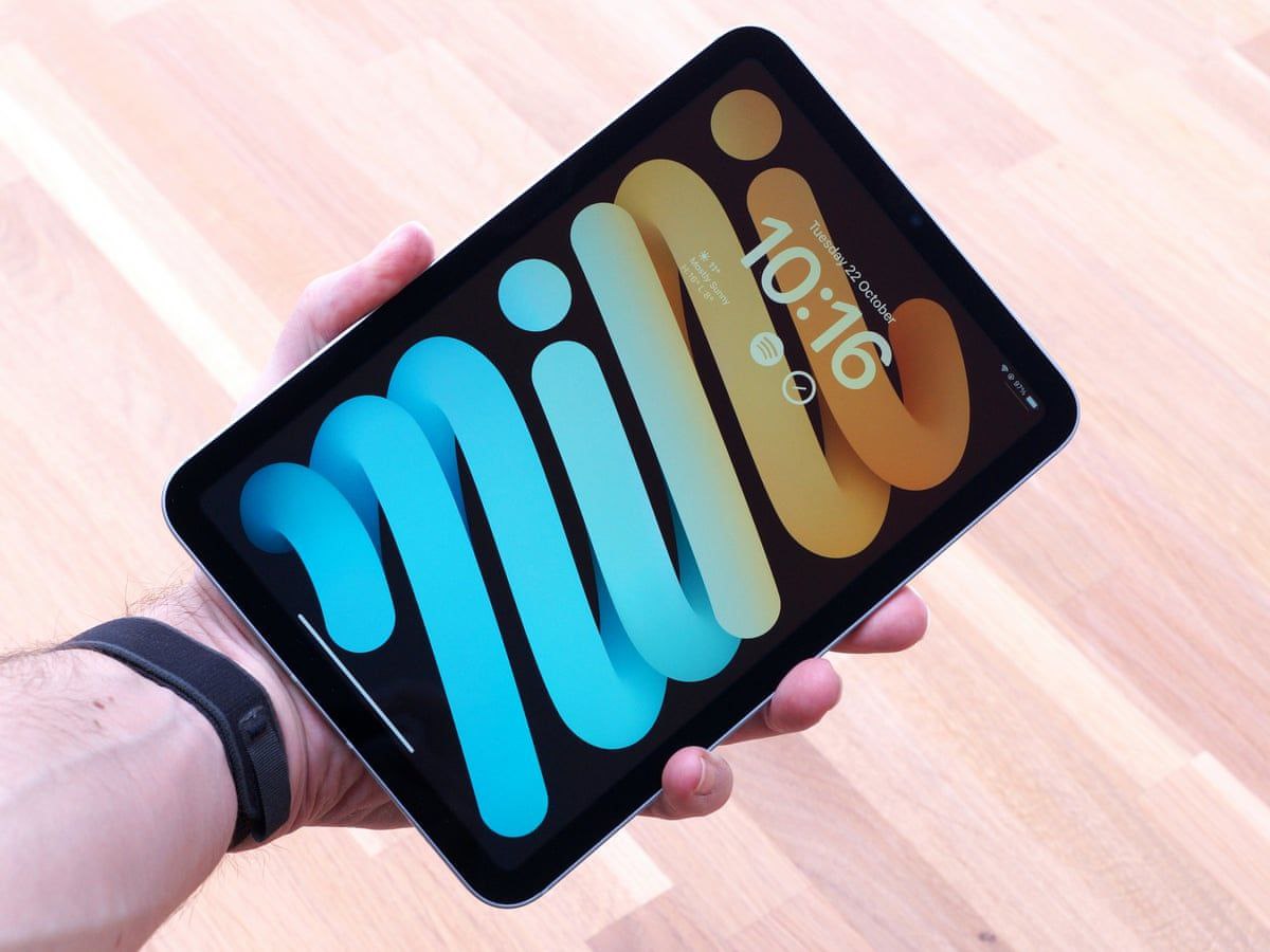 Apple готовит iPad mini 8 с чипом A19 Pro Планшет получит топовый процессор уровня недавно вышедших iPhone И это может означать переход устройств в категорию полноценных рабочих лошадок а не просто планшетов для игр Ps В последнем iPad Mini стоит А17 Pro а до него A15 Ожидается выход в первой половине 2026 года возможен OLED дисплей и обновлённый дизайн Lifegoodd Boost