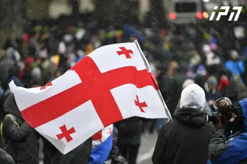 Сегодня в Тбилиси и регионах пройдут акции протеста  Сегодня в Тбилиси и регионах запланированы акции протеста.  На 151-й день протестов акции и шествия пройдут в нескольких локациях Тбилиси. В частности, в 19:00 акция пройдет возле здания Общественного вещателя и в 20:00 у парламента.