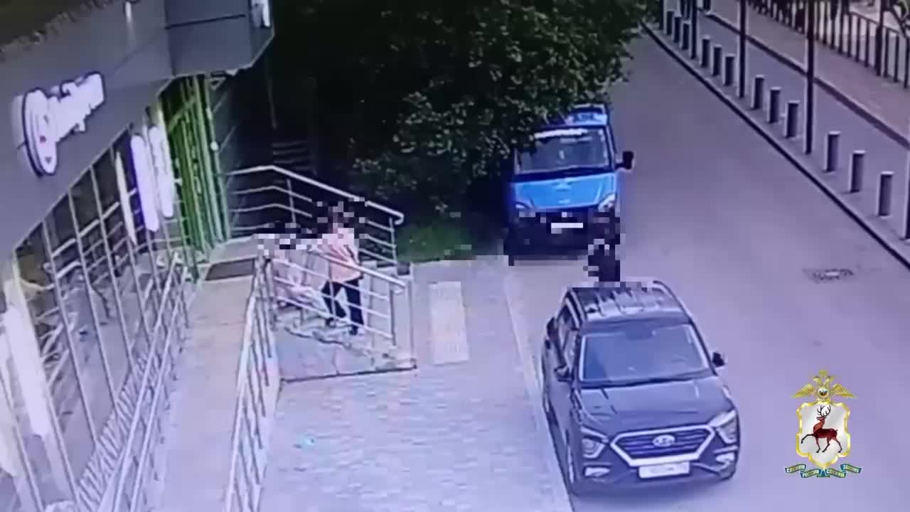 В Нижнем Новгороде возбуждено уголовное дело после нападения на подростков с перцовым газом