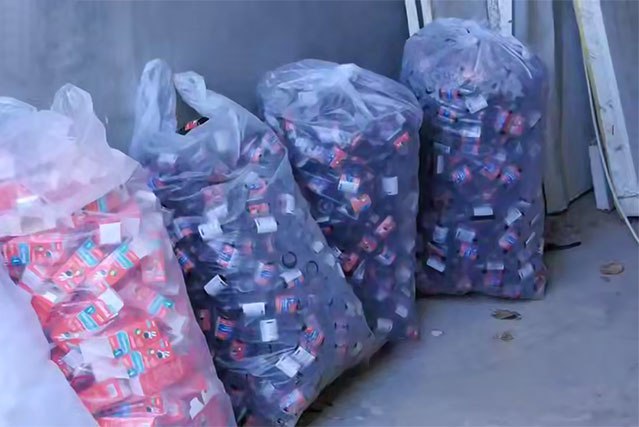 В Намангане ликвидировано подпольное производство лекарств В Намангане выявлено незаконное производство поддельных лекарственных средств Совместная проверка проведённая сотрудниками Службы государственной безопасности Департамента по борьбе с экономическими преступлениями и Таможенного комитета выявила цех где под видом биологически активных добавок изготавливались 9 видов контрафактных лекарств   English O zbek tilida Ўзбек тилида На русском iOS Android