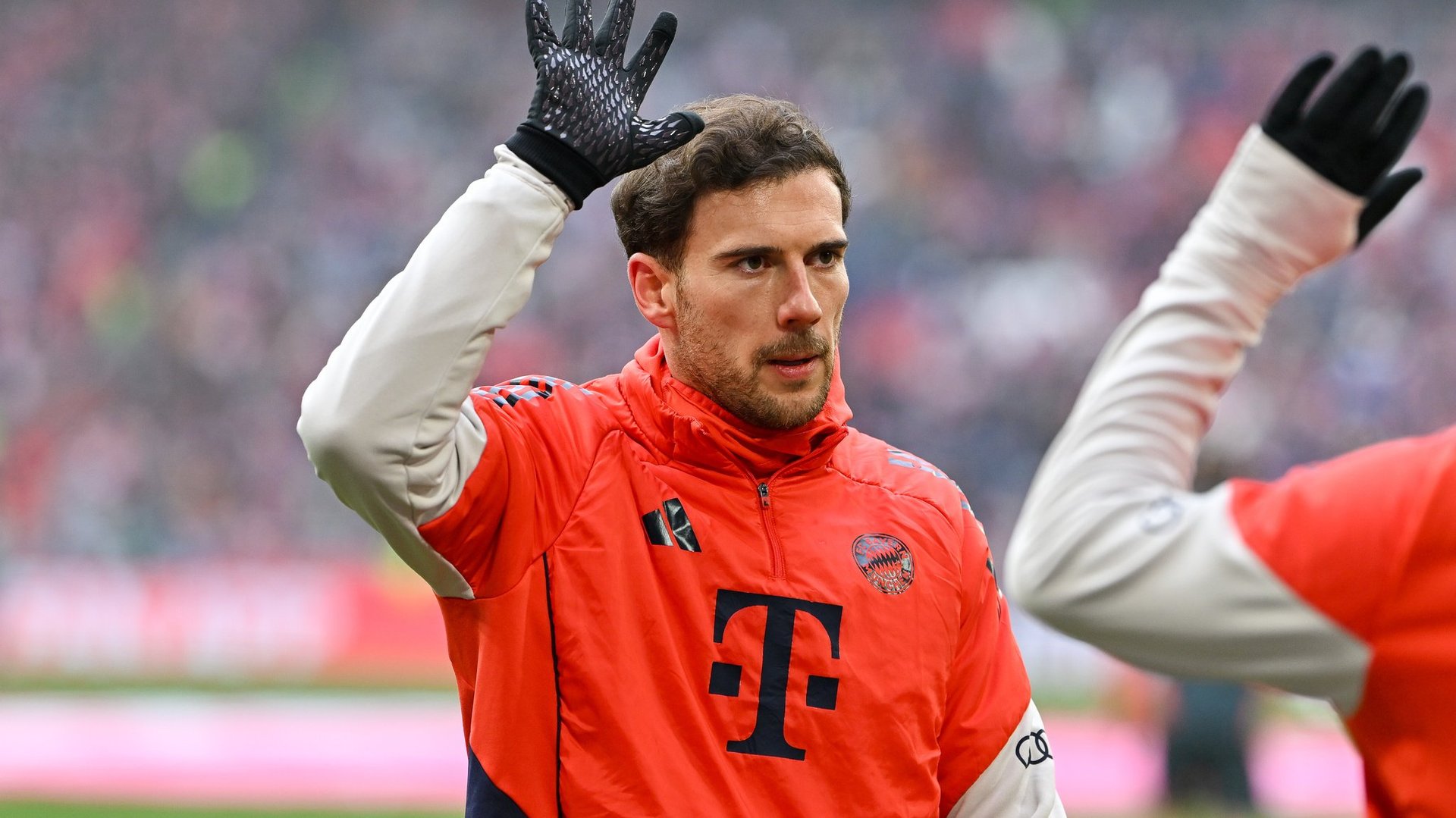 Официально Леон Горецка покинет Баварию в конце сезона после 8 лет в клубе Немец станет свободным агентом так как решил доработать контракт до конца отказавшись от трансфера в Атлетико во время зимнего окна