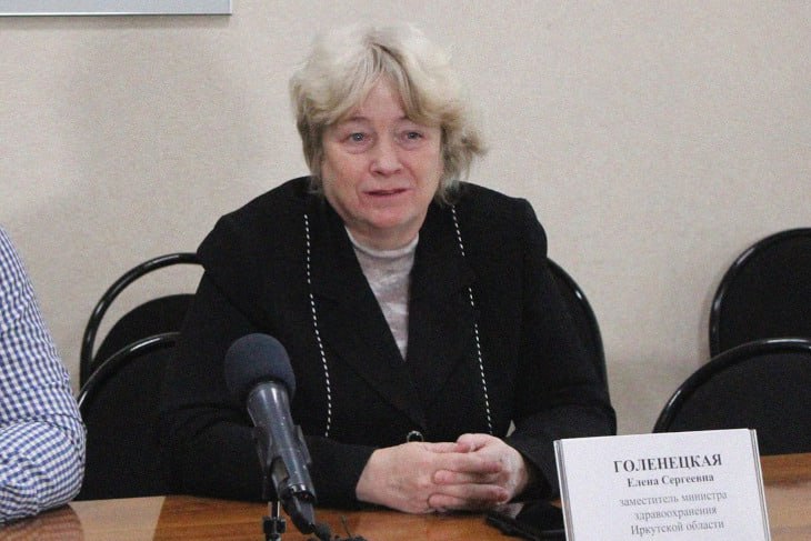 Бывшего замминистра регионального минздрава будут судить за закупку ненужного трамадола Прокуратура Иркутской области утвердила обвинительное заключение по уголовному делу против бывшего заместителя министра здравоохранения региона Елены Голенецкой. Она обвиняется в превышении должностных полномочий. По версии следствия, Голенецкая для создания видимости эффективного руководства и полного расходования субсидий, выделенных в 2019 году, утвердила заявки на закупку препарата «Трамадол». При этом его количество значительно превышало потребность пациентов с онкологией. Из-за истечения сроков годности лекарство было уничтожено. Бюджету причинен ущерб свыше 25 млн рублей.