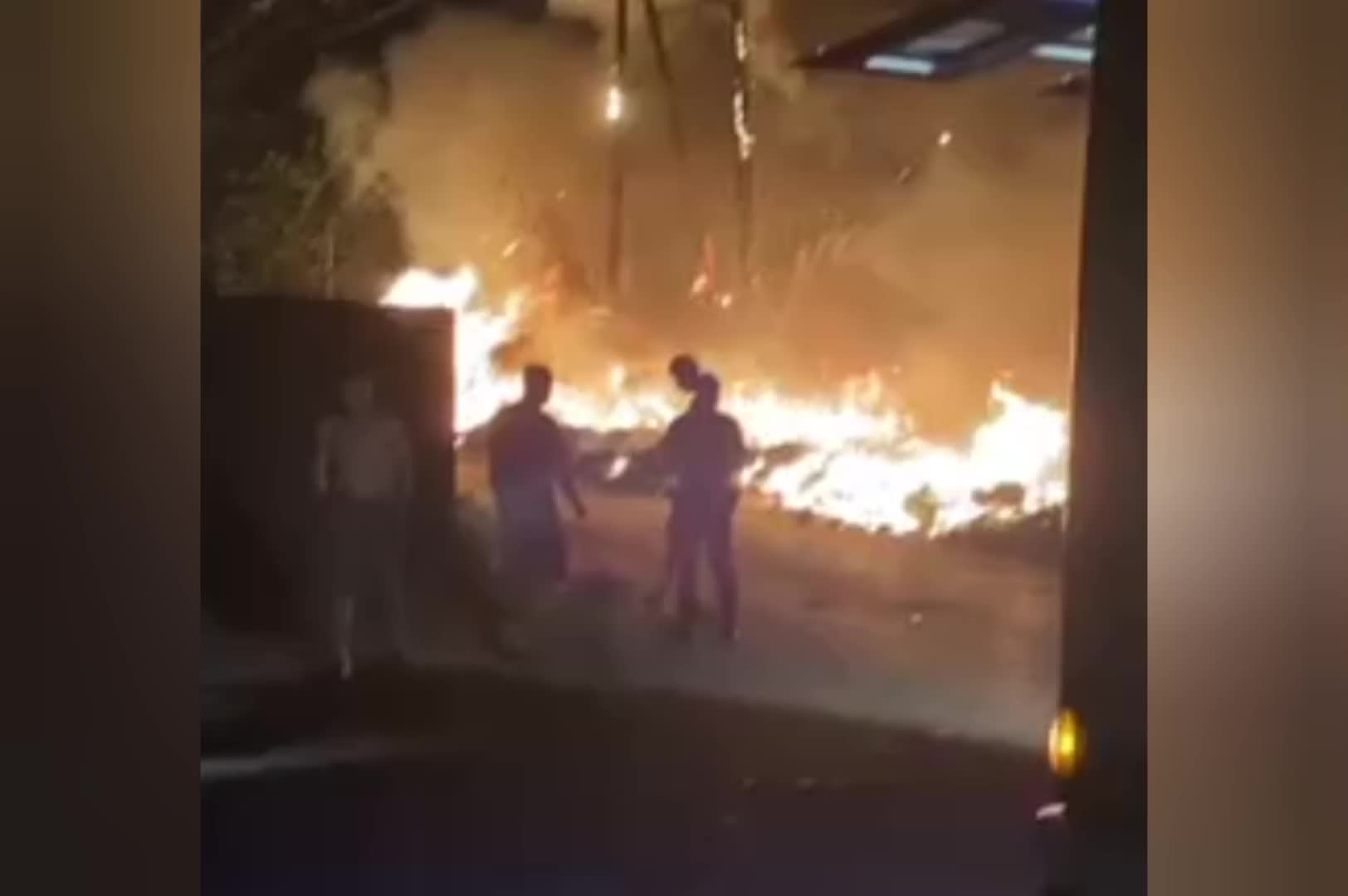 Пожар в Краснооктябрьском районе Волгограда оставил жителей без света