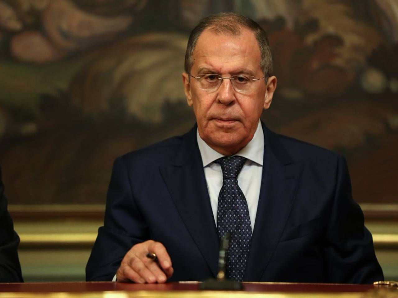 Россия в случае возможного обострения обстановки в Тайваньском проливе поддержит Китай в вопросе защиты государственного единства и территориальной целостности об этом заявил глава МИД РФ Сергей Лавров в интервью ТАСС по итогам 2025 года Что касается возможного обострения обстановки в Тайваньском проливе то порядок действий в подобных ситуациях прописан в основополагающем для двусторонних отношений Договоре с КНР о добрососедстве дружбе и сотрудничестве от 16 июля 2001 года Один из базовых принципов заложенных в этот документ взаимная поддержка в вопросах защиты государственного единства и территориальной целостности отметил глава российской дипломатии