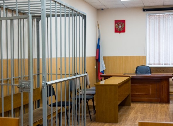 Экс-депутата думы Тулуна будут судить за покушение на мошенничество с квартирами Мужчина вступил в преступный сговор с сотрудником администрации Читать подробнее на сайте...