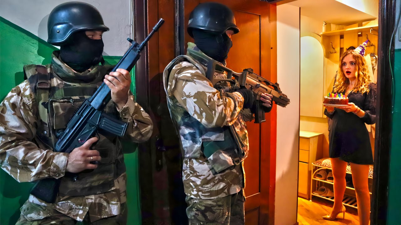 В России создали «демографический спецназ», чтобы поднять рождаемость В этот «отряд» вошли чиновники, отвечающие за вопросы демографии и поддержку традиционных семейных ценностей. Специалисты по традиционным ценностям уже есть в каждом министерстве — один из заместителей всегда отвечает за демографические вопросы, заявили в Совфеде. Тем временем в России зафиксирован самый низкий уровень рождаемости за последние 200 лет.