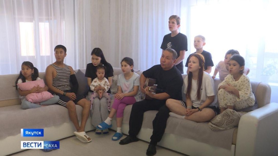 С 2026 года введут новые меры поддержки многодетных семей в России Подробнее по ссылке на нашем сайте gtrksakha ru       Подписаться