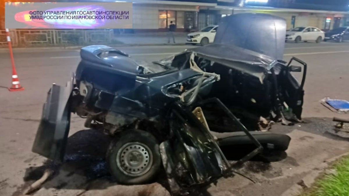 Появились официальные кадры с места жесткого ДТП у Центрального рынка в Иванове Инцидент произошел вчера, 1 июля, в 20:45 на улице Богдана Хмельницкого в областном центре. ГИБДД публикует кадры с места жесткой аварии. ↗ Прислать новость Подписаться