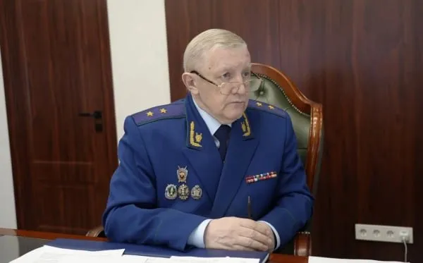 Прокурор Башкирии Игорь Пантюшин покинул пост Как стало известно РБК Уфа прокурор Башкирии государственный советник юстиции второго класса Игорь Пантюшин покинул свой пост По данным источников временно исполняет его обязанности первый заместитель прокурора Евгений Бендовский Игорь Пантюшин возглавил региональную прокуратуру в декабре 2021 года До этого он несколько лет был прокурором Владимирской области Ранее местные СМИ сообщали что Игорь Пантюшин может возглавить управление по обращению граждан в Генпрокуратуре России По данным ряда изданий на его пост в Башкирию может прийти прокурор Владимирской области Иван Грибов В прокуратуре республики никак не комментировали эту информацию РБК Уфа в Telegram РБК Уфа в MAX