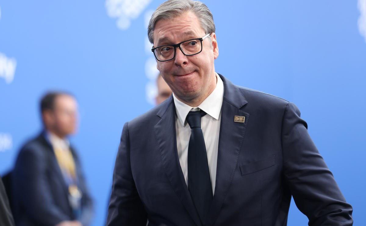Вучич заявил о стремлении Сербии к сотрудничеству с США Президент Сербии встретился с помощником госсекретаря США Бренданом Ханраханом. Во время встречи сербский лидер подчеркнул, что страна стремится к развитию сотрудничества с Соединёнными Штатами, а также выразил благодарность США за постоянную поддержку процесса евроинтеграции Сербии.