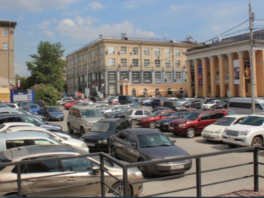 Мэрия Новосибирска отменила конкурс на актуализацию дизайн-проекта улицы Ленина  Это связано с необходимостью скорректировать техническое задание.  В мэрии сообщили об остановке электронного аукциона на актуализацию дизайн-проекта пешеходной улицы Ленина.   Со ссылкой на МКУ «Управление дорожного строительства» в пресс-службе муниципалитета разъяснили, что отмена аукциона связана с необходимостью уточнить техническое задание.  Повторный аукцион объявят в августе после согласования нового техзадания с профессиональным сообществом и профильными учреждениями.