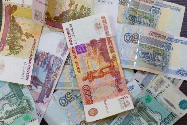 ФНС России подробно объяснила рязанцам кто и сколько должен заплатить с процентов по вкладам ryazannews ru fn 1746556 html С 1 сентября многим жителям России начали приходить электронные уведомления о необходимости уплаты налогов ФНС России ответила на запрос издания Рязанские новости и разъяснила рязанцам ключевые вопросы связанные с новым налогом на доходы по банковским вкладам Прислать новость Подписаться Мы в MAX