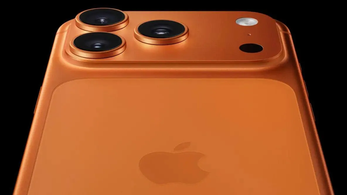 Тим Кук назвал линейку iPhone 17 самой продаваемой за всю историю Apple во время отчёта за второй квартал 2026 года Рекордной популярностью также пользуется Macbook Neo Компания достигла выручки в 111 2 млрд показав самые высокие финансовые результаты для марта за время существования компании