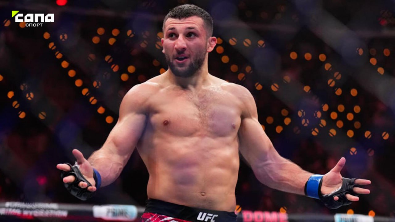 Бой Азамата Бекоева на турнире UFC в Лас-Вегасе снова отменен — теперь окончательно Сначала с поединка против средневеса из Владикавказа снялся непобежденный американец Торрез Финни. А сегодня стало известно, что заменивший его Юсри Белгаруи Тунис не смог получить визу. В итоге Бекоев остался без соперника за пять дней до турнира, который состоится 2 августа. «К сожалению, я официально выбыл из карда. Юсри не получил визу. UFC хочет, чтобы мы подрались в октябре, но я сказал им, что готов принять любые бои на коротком уведомлении», — написал Азамат в соцсетях. Подписывайтесь на «Сапа Спорт»