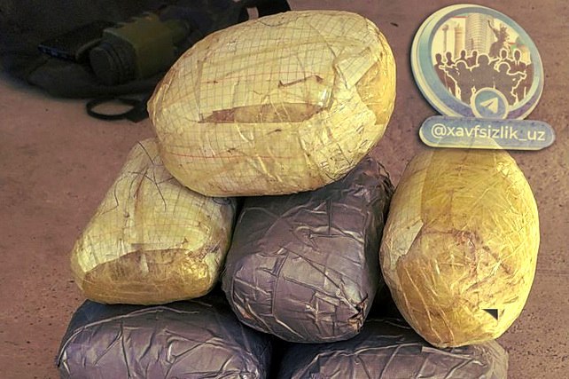Силовики Узбекистана изъяли более 30 кг наркотиков в ходе спецоперации в Ферганской области В ходе оперативных мероприятий проведённых сотрудниками Управления Службы государственной безопасности по Ферганской области совместно с подразделениями таможенных органов и органов внутренних дел в качестве вещественных доказательств было изъято в общей сложности 32 кг наркотических средств контрабандно ввезённых на территорию Узбекистана из Республики Таджикистан   English O zbek tilida Ўзбек тилида На русском iOS Android