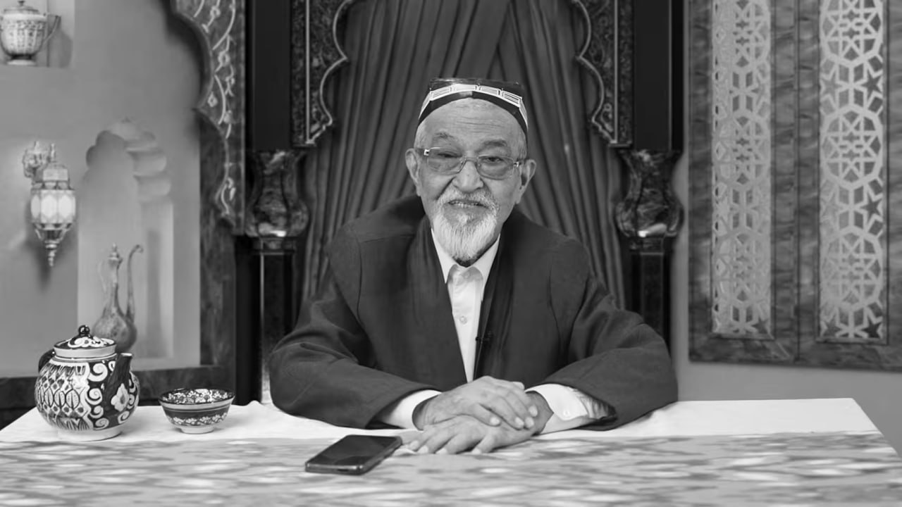 Скончался автор программы Otalar so zi aqlning ko zi Мираббос Мирзаахмедов Заслуженный деятель культуры Мираббос Мирзаахмедов который почти 9 лет был ведущим популярного проекта Otalar so zi aqlning ko zi скончался в возрасте 84 лет   uznews uz ru news 105021 uznews