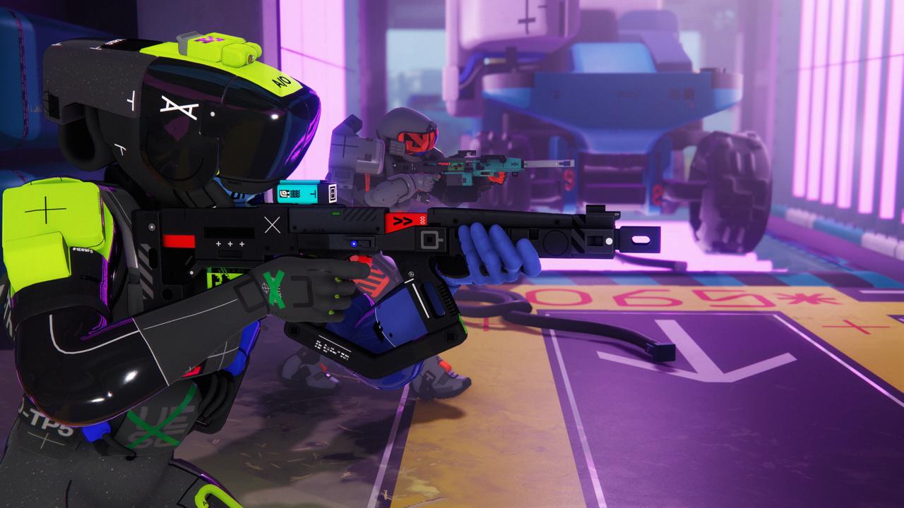 У Bungie проблемы: студию заподозрили в плагиате. Более того, команда уже подтвердила, что в Marathon попали работы шотландской художницы Ферн Хук, которые та публиковала в сети еще восемь лет назад. На то, что в окружении онлайн-шутера постоянно встречаются элементы сделанных ей постеров, Хук обратила внимание у себя в соцсетях. Футуристичные иконки и символы перенесли в игру в точности так же, как они встречались на ее артах. В Marathon даже закрался мем «Loss», который художница намеренно прятала в некоторые изображения. Разработчики быстро отреагировали на ее посты, заявив, что уже разбираются в ситуации. В Bungie утверждают, что арты попали в игру по вине бывшего сотрудника, а текущая команда дизайнеров даже не знала, что тот взял их откуда-то еще: Наши правила запрещают использовать работы художников без их разрешения. Чтобы предотвратить подобные проблемы в будущем, мы начали доскональную проверку внутриигровых ассетов, созданных бывшим сотрудником Bungie, и введем более строгие правила учета всех работ художников. Bungie уже связалась с Хук и обещает возместить ей ущерб. Так что понадеемся, что все-таки художница получит что-то за свои арты. Тем более, что для студии это уже не первый подобный случай. Правда, станут ли убирать арты Хук из Marathon, неясно. Все-таки немалая часть визуального стиля шутера полагается на «узоры» из иконок, взятые из ее работ. Так что возможно, что Bungie решит сотруничать с ней официально. «Кинопоиск Игры»