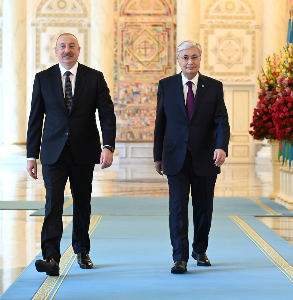 По приглашению Касым Жомарта Токаева 20 21 октября Президент Азербайджана Ильхам Алиев посетит Казахстан с государственным визитом В ходе визита состоятся переговоры на высшем уровне Главы государств также примут участие в заседании Высшего межгосударственного совета и казахско азербайджанском бизнес форуме Казахстан Азербайджан Политика centralasianow Подписаться на канал
