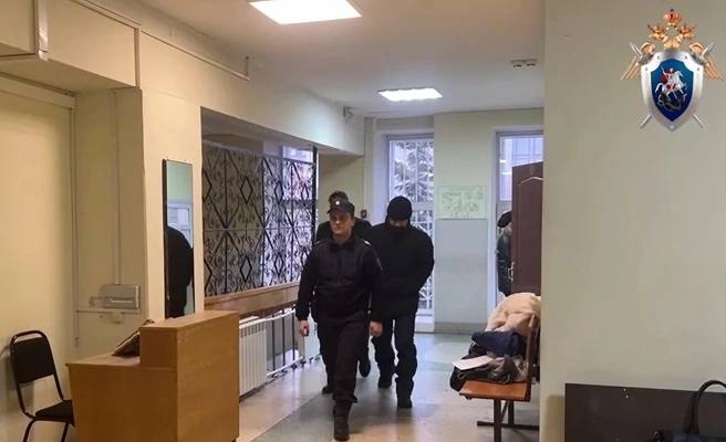 1 2 3 Убийце 15-летней московской школьницы Олегу К. продлили срок заключения под стражей. В СИЗО он будет находиться до 30 мая. Об этом рассказали в пресс-службе областного суда. Фото: СУ СК России по Омской области