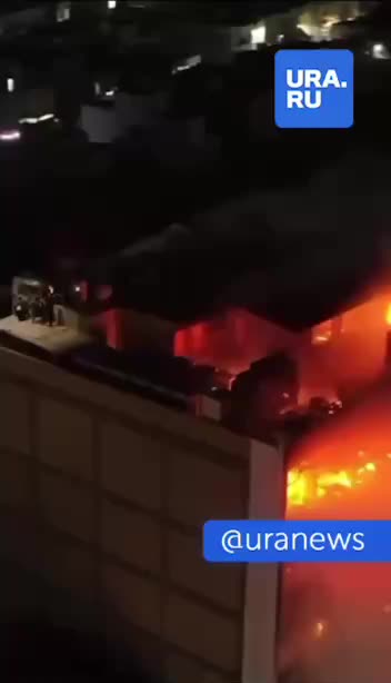 Пожар в торговом центре в Ираке унес жизни около 50 человек