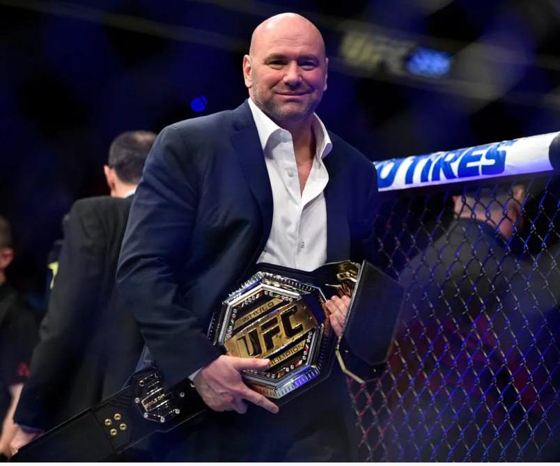 Президент UFC Дана Уайт заявил, что организация турнира в России может состояться после того, как Путин и Трамп «разберутся».   «Ты понял, о чём я. Тогда мы сделаем это», — добавил он.  Ранее гендиректор РФПИ Кирилл Дмитриев в соцсети Х выразил надежду на скорое возобновление мероприятий UFC в РФ и поздравил Магомеда Анкалаева, который стал новым чемпионом в полутяжёлом весе.    Подписаться   Прислать новость   Читать аналитику