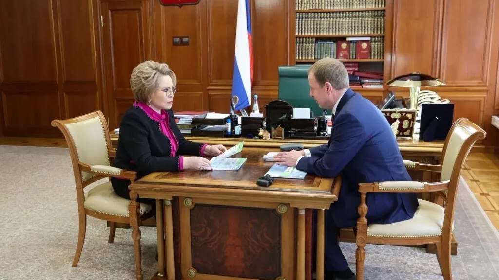 Виктор Томенко и Председатель Совета Федерации Валентина Матвиенко провели рабочую встречу   clck ru 3RkpRb