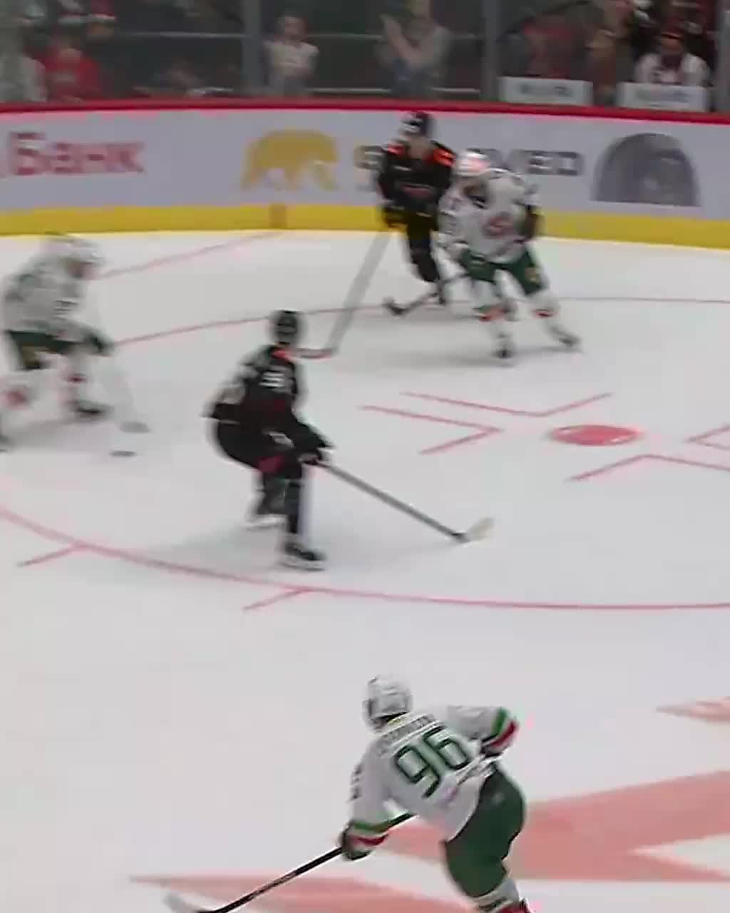 Ак Барс одержал волевую победу над Авангардом в Омске