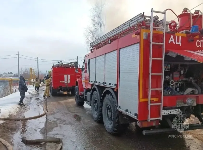 В Самарской области при пожаре в частном доме погибла женщина Происшествие случилось 27 апреля в Волжском районе   oboz info v samarskoj oblasti pri pozhare v chastnom dome pogibla zhenshhina