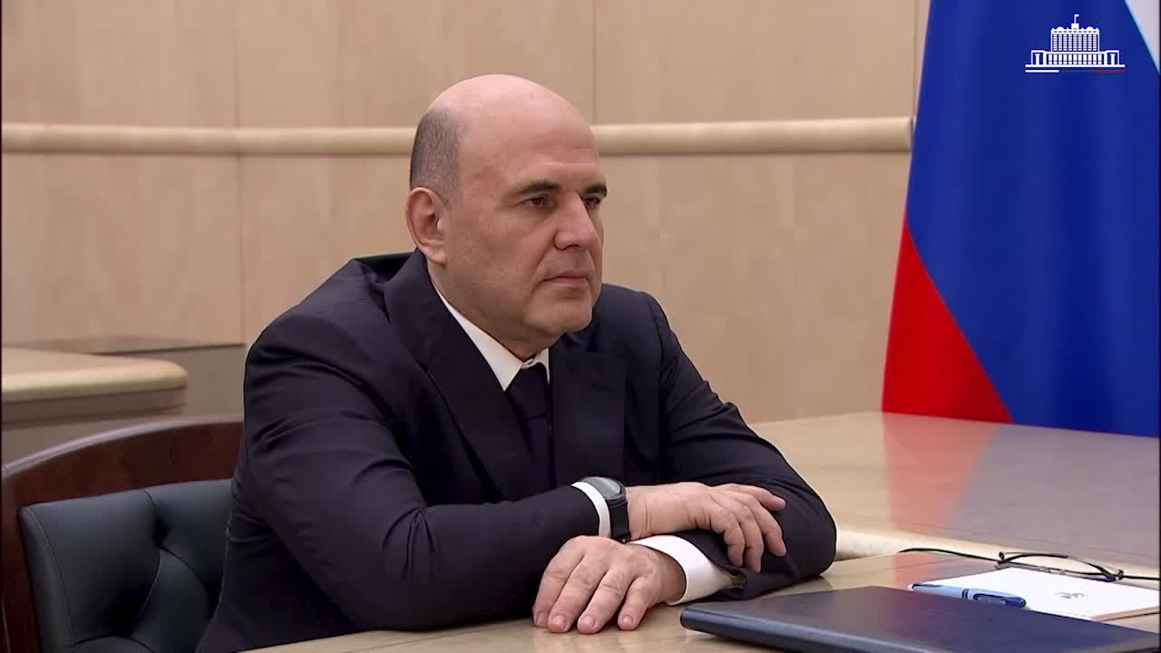 Мишустин обсудил меры по привлечению молодых ученых в науку с главой Российского научного фонда