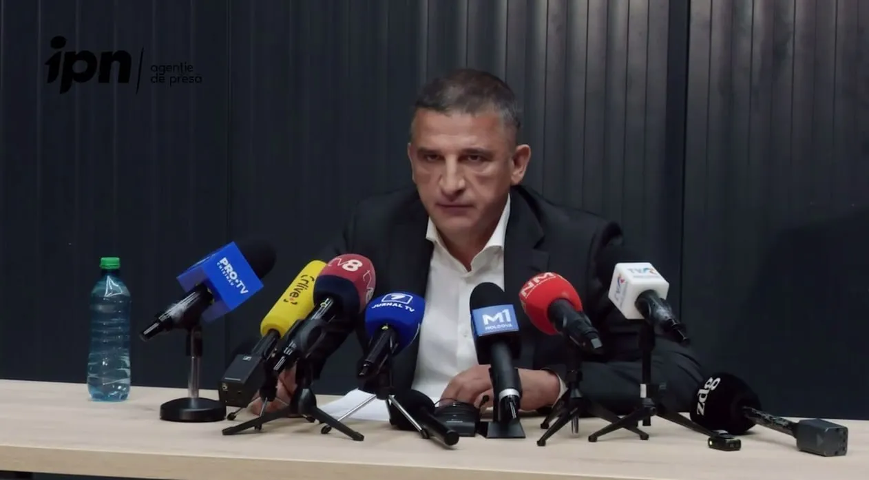 Гендиректор Teleradio Moldova Влад Цуркану объявил о своей отставке на фоне скандала из за жюри на прошедшем Евровидении  Подпишись на ГРТ