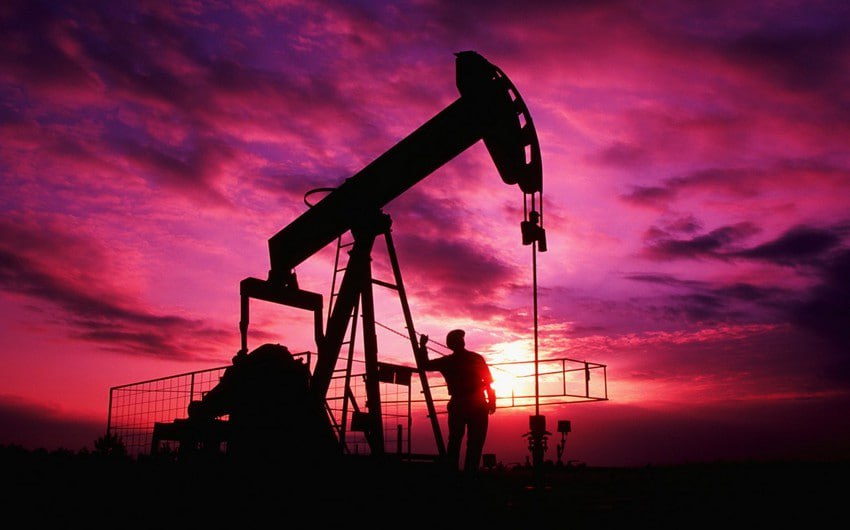 Власти Канады намерены снизить потолок цен на российскую нефть до $47,60 за баррель из-за конфликта в Украине.