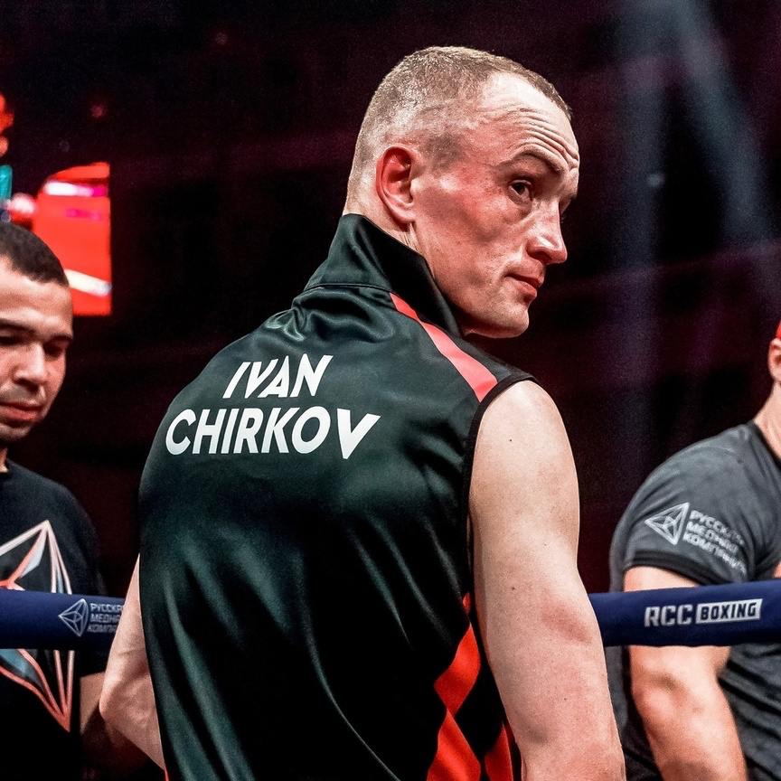 В Екатеринбурге прошёл очередной турнир RCC Boxing Promotions    Возгравил шоу бой с участием Ивана Козловского  11-0, КО 4 . В 10-раундовом бою за пояс Евразийского боксёрского парламента в первом полусреднем весе Иван единогласным решением судей победил Мохаммеда Замани  8-4, КО 6  из Афганистана.    В со-главном событии турнира Иван Чирков  14-0, КО 3  завоевал пояс WBA Asia в полулёгком весе, победив Насибу Рамадани  36-20-2, КО 20  из Танзании.    Бронзовый призёр чемпионата мира, бронзовый призёр чемпионата Европы Савелий Садома  6-0, КО 3  одержал свою шестую победу на профессиональном ринге. В 8-раундовом бою в полутяжелом весе Савелий единогласным решением судей победил Мейсам Гешлаги  4-2-1, КО 3  из Ирана.     Отдай свой голос боксу!