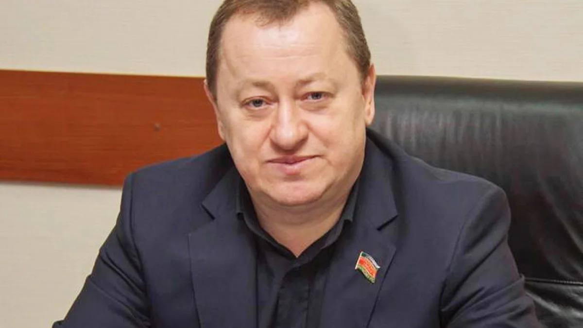 Суд отложил рассмотрение дела экс депутата ЗСК Ковалюка из за неявки адвоката В результате Октябрьский районный суд Новороссийска отложил заседание на 11 февраля 2026 года узнал Ъ Новороссийск Дело слушается в закрытом режиме Подписывайтесь на Ъ Новороссийск Подписаться на каналы Новости Подработка Помощь Мы в MAX Вещи даром