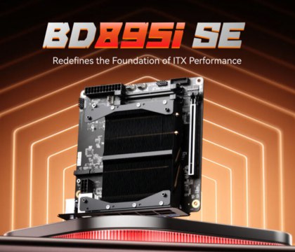 Minisforum выпустила материнскую плату BD895i SE MoDT с распаянным 16 ядерным Ryzen 9 8945HX Компания Minisforum объявила о выходе материнской платы BD895i SE формата MoDT Mobile on Desktop Она выполнена в форм факторе Mini ITX и оснащена встроенным мобильным процессором Ryzen 9 8945HX с 16 физическими ядрами на базе архитектуры Zen 4 Пиковая тактовая частота чипа составляет 5 4 ГГц