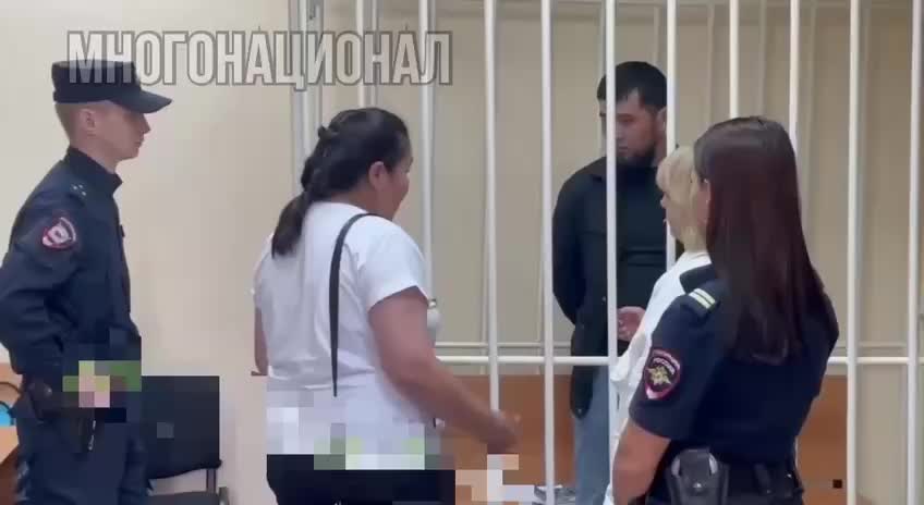Суд продлил срок содержания под стражей мигранта, напавшего на подростков в Нижневартовске