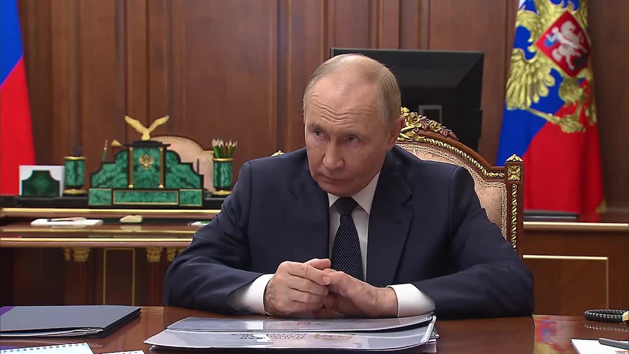 Путин поддерживает меры по улучшению водоснабжения Донбасса