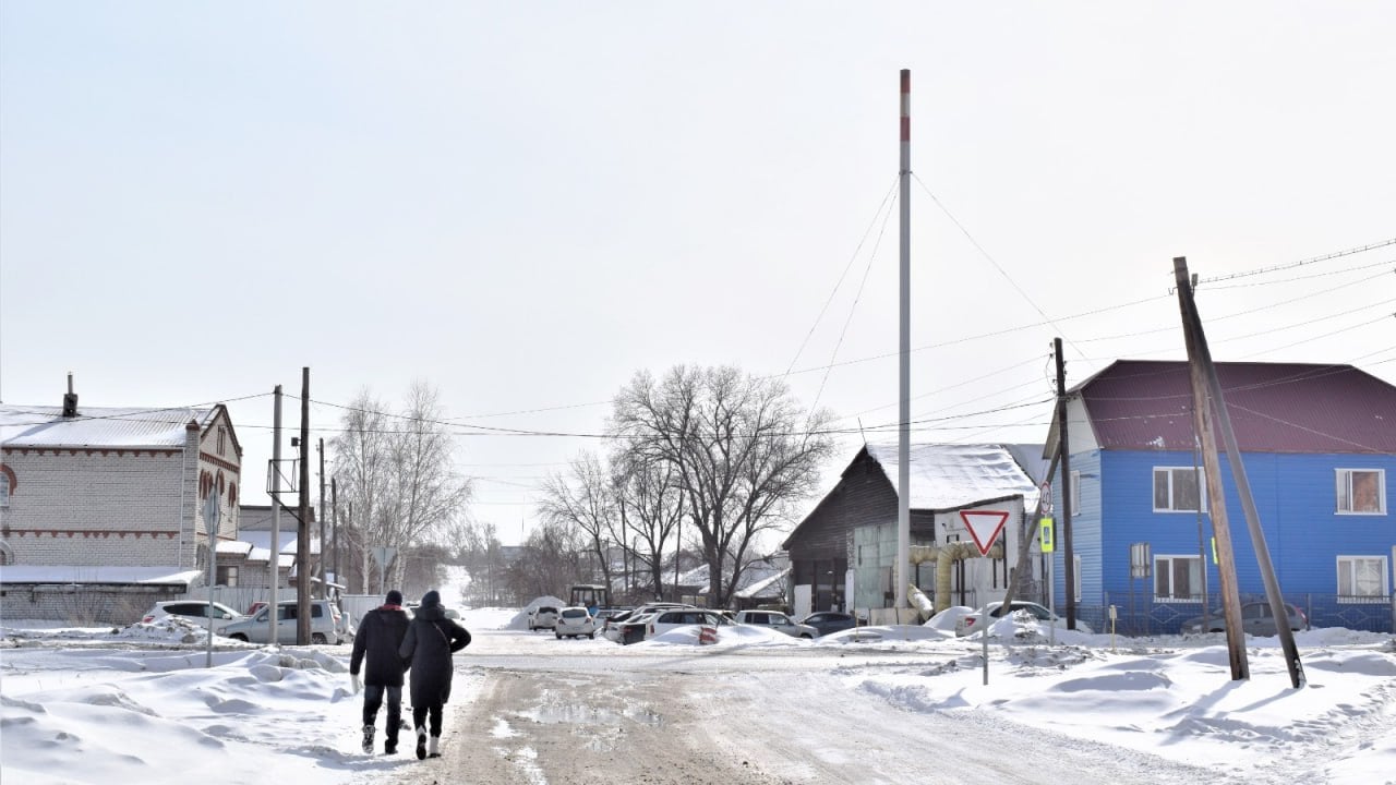 СГК подвела итоги работ в Заречье, нагорной части Бийска и селе Фоминском  Так, в 2024 году подрядные организации заменили в общей сложности 2,7 км теплосетей на 13 участках контуров котельных № 3, 5, 6, 10, 30, 37, 38. В общей сложности СГК заменила в Бийске в 2024 году 7,9 км теплосетей.  На 7 объектах выполнен весь спектр работ, включая восстановление благоустройства до первоначального состояния. На 5 объектах – участках тепловых сетей по ул. Лермонтова, Тургенева, Боровая, Пушкина – укладка асфальтового покрытия перенесена на весну 2025 года для более плотной утрамбовки грунта на месте производимых раскопок.  Перспективный план модернизации теплосетевых контуров 25 малых теплоисточников Бийска рассчитан до 2031 года. Подробнее.   Подписывайтесь на "Толк"