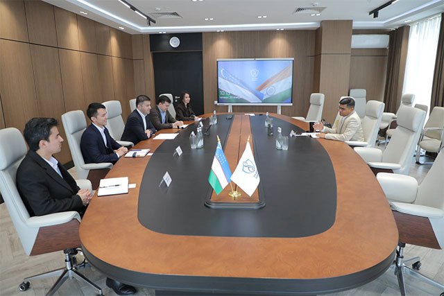 Узбекистан и Dr Reddy s договорились о развитии фармобразования 20 ноября 2025 года директор Агентства по развитию фармацевтической отрасли Абдулла Азизов провёл встречу с директором представительства компании Dr Reddy s в Узбекистане English O zbek tilida Ўзбек тилида На русском iOS Android