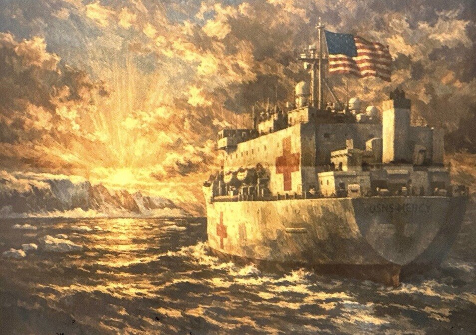 Трамп сообщил что направляет плавучий госпиталь в Гренландию для заботы о местных жителях Мы отправляем большой корабль госпиталь в Гренландию чтобы лечить больных которым там не могут помочь написал американский лидер в соцсети Truth Social По словам Трампа данная инициатива была реализована совместно с губернатором штата Луизиана Джеффом Лэндри Президент добавил что судно уже в пути